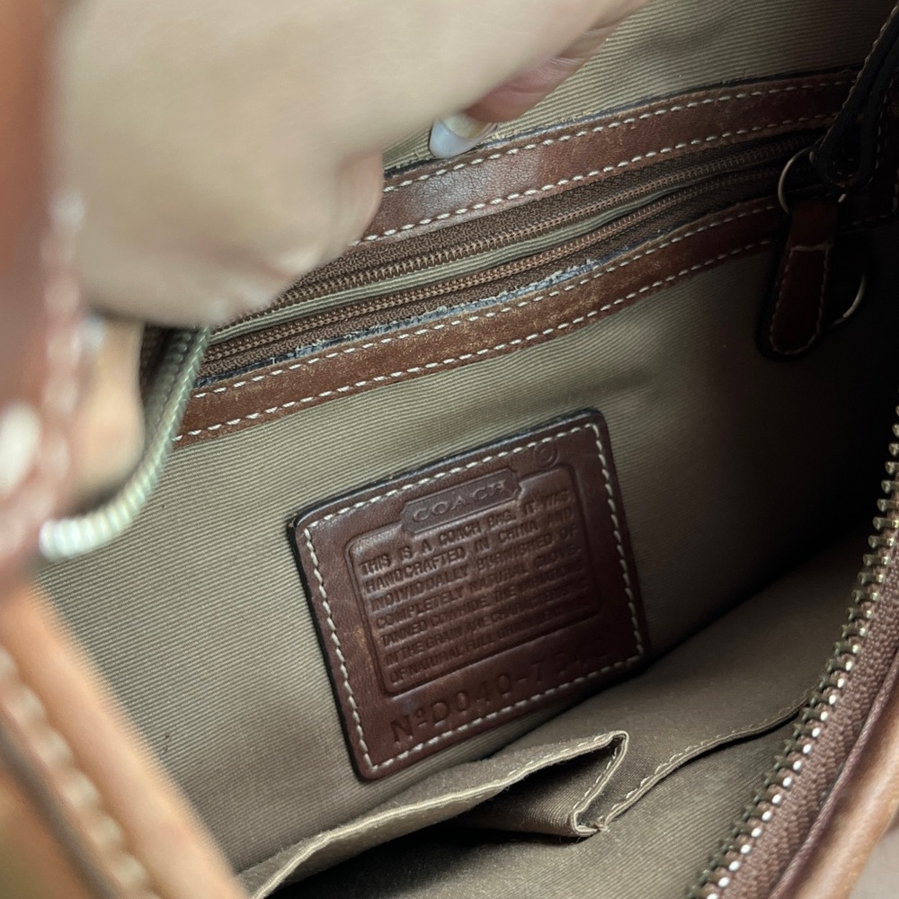 Y2k Coach all leather shoulder bag - Picture 9 of 11